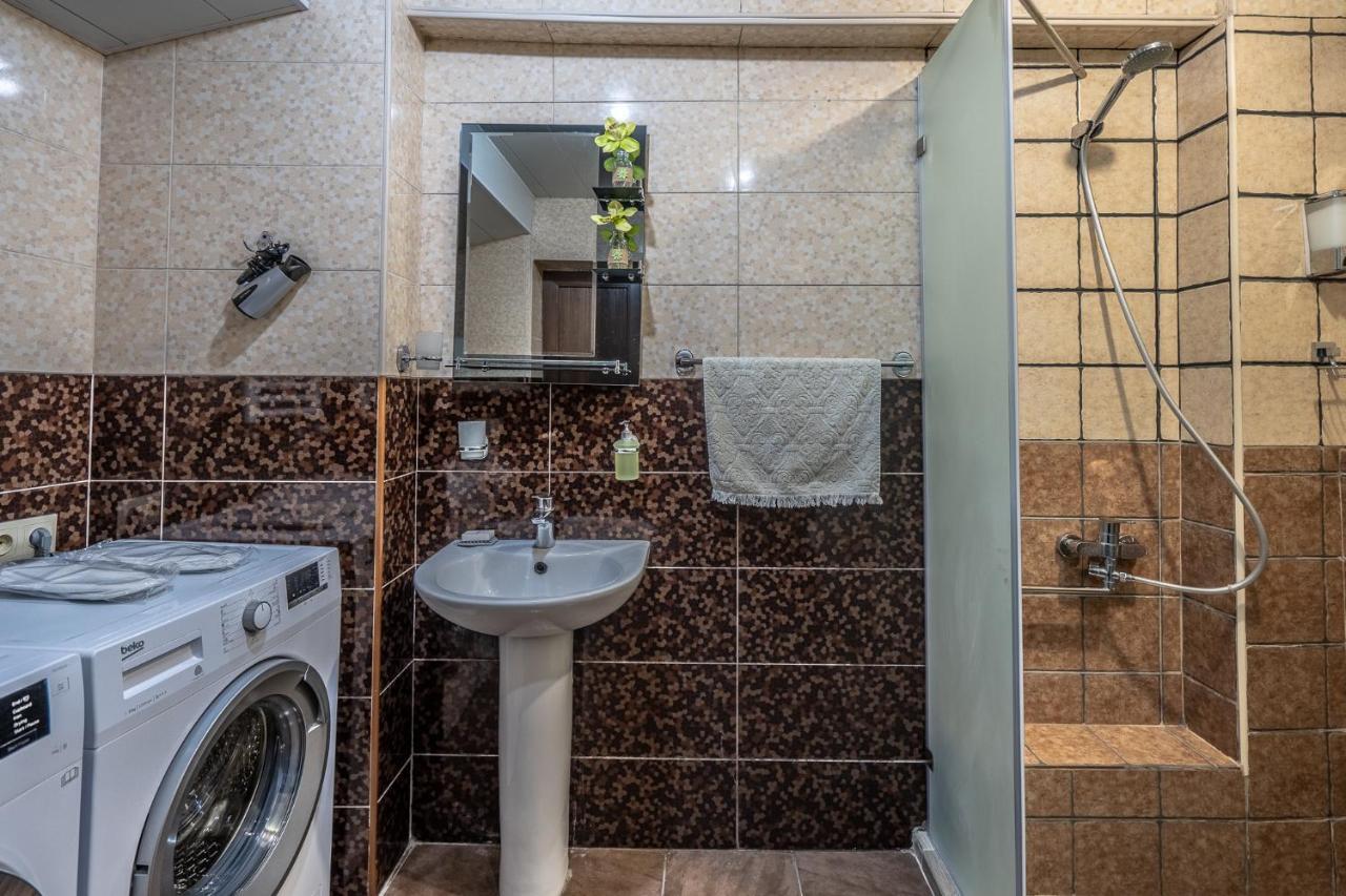 Golden View Apartment Tbilisi Eksteriør billede